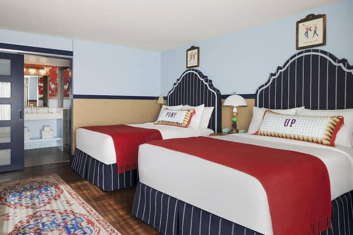 Room 20 of 36